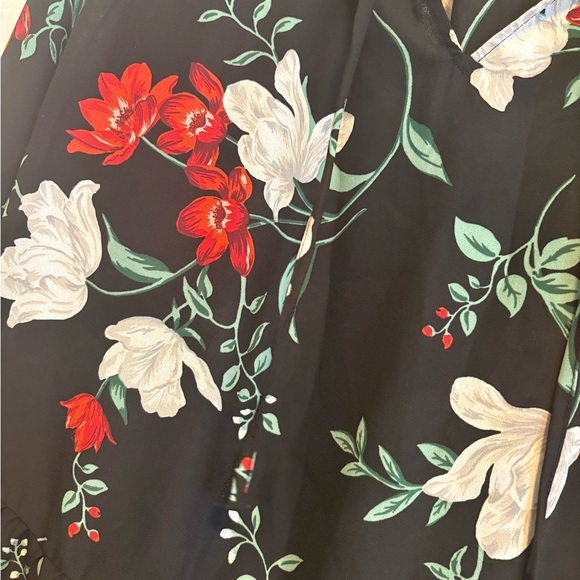 Old Navy Black Floral Blouse - Picture 2 of 4